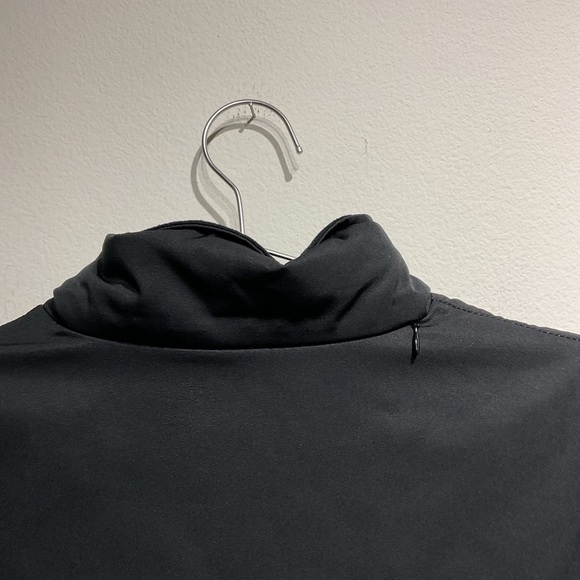 Armani Collezioni Weather Proof Jacket Size L.With Head Cover.Jacket Windbreaker - Picture 5 of 16